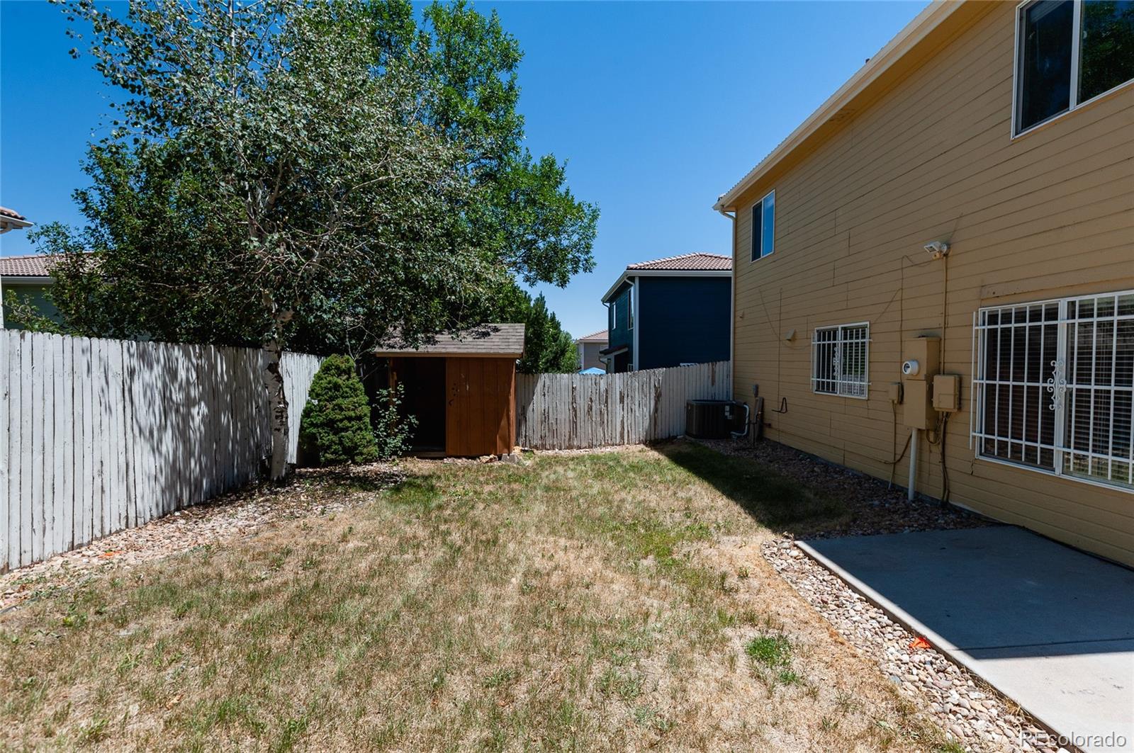 MLS Image #23 for 21541 e 40th avenue,denver, Colorado