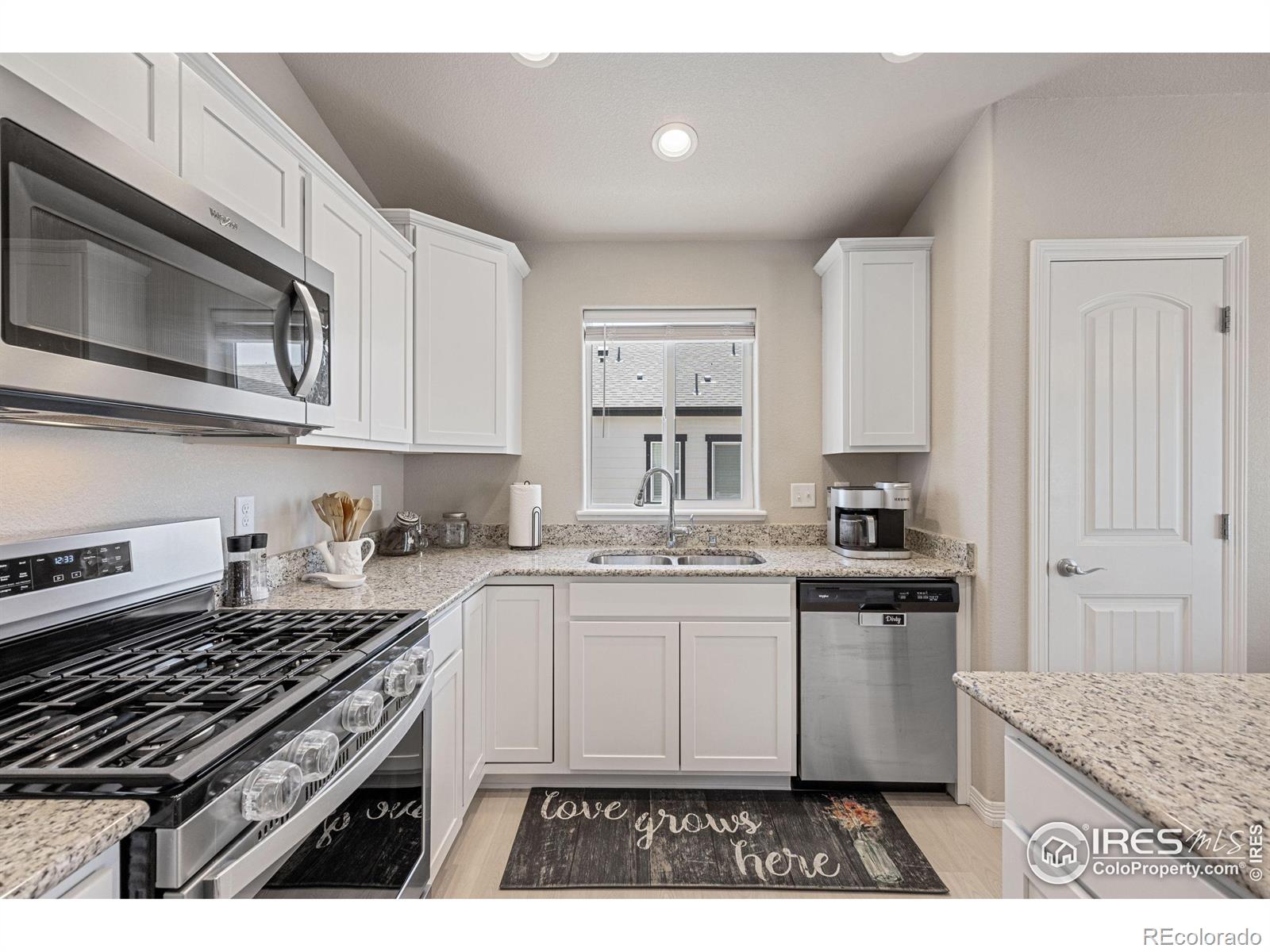 MLS Image #7 for 4998  notley drive,windsor, Colorado