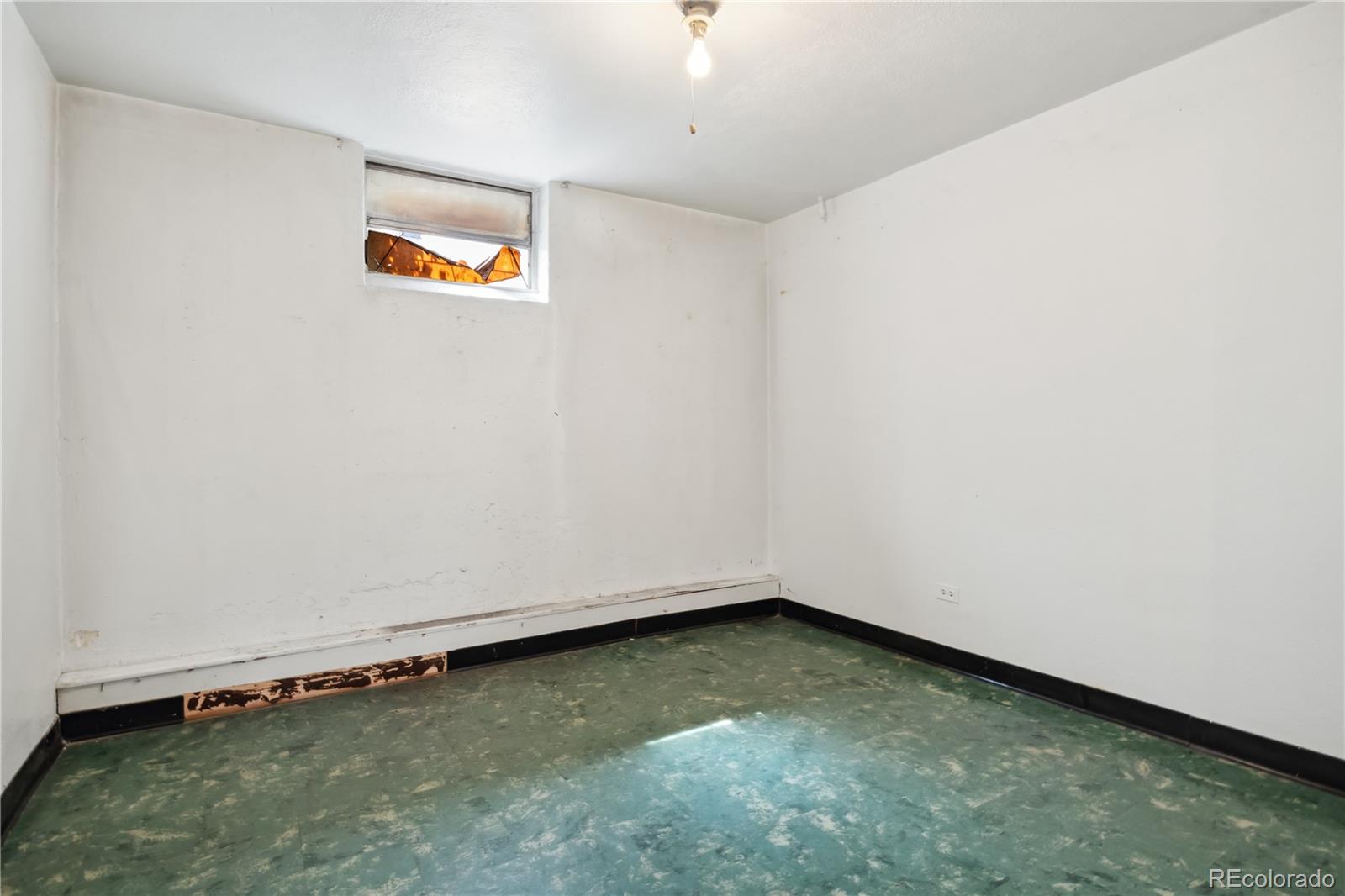 MLS Image #22 for 7400  broadview drive,denver, Colorado