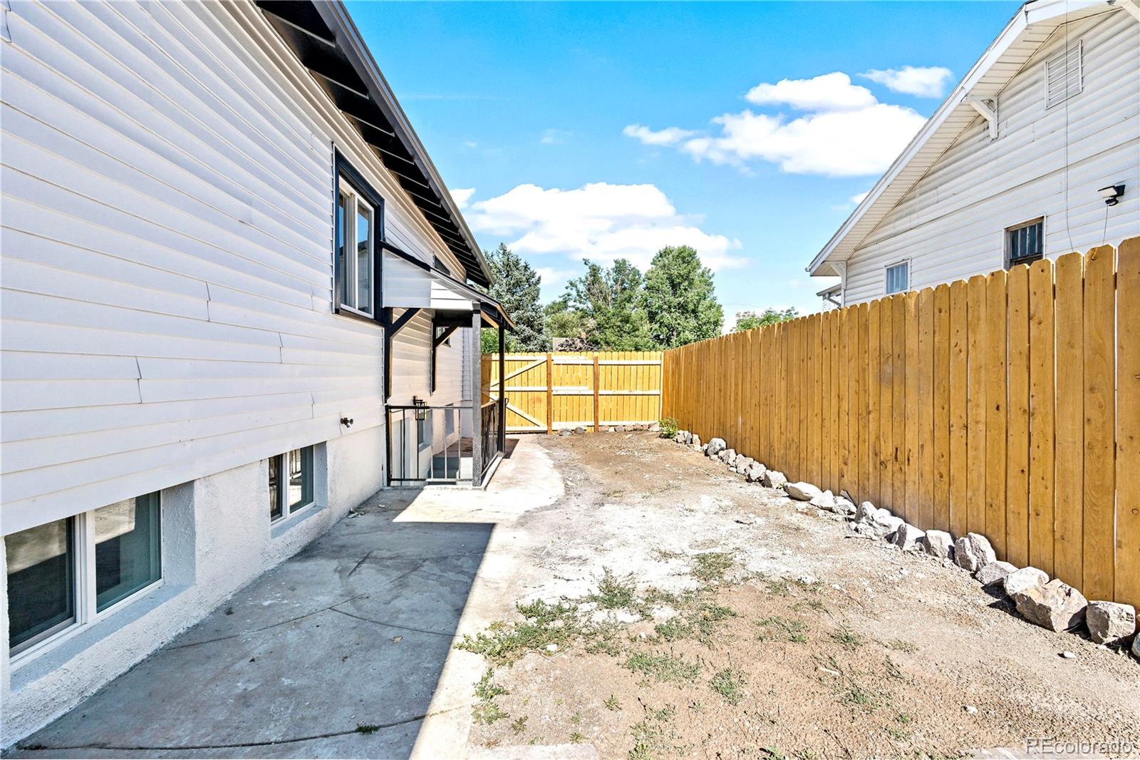 MLS Image #27 for 21  hazel court,denver, Colorado