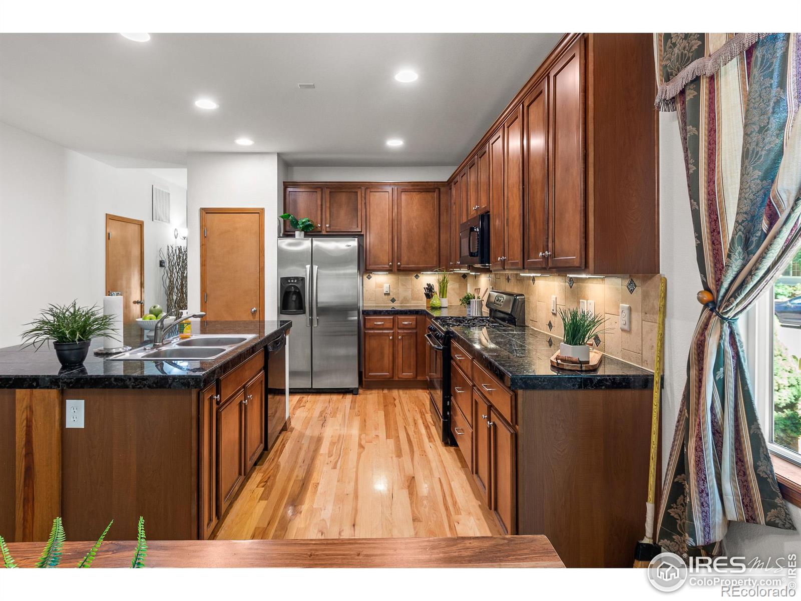 MLS Image #10 for 1821  white feather drive,longmont, Colorado