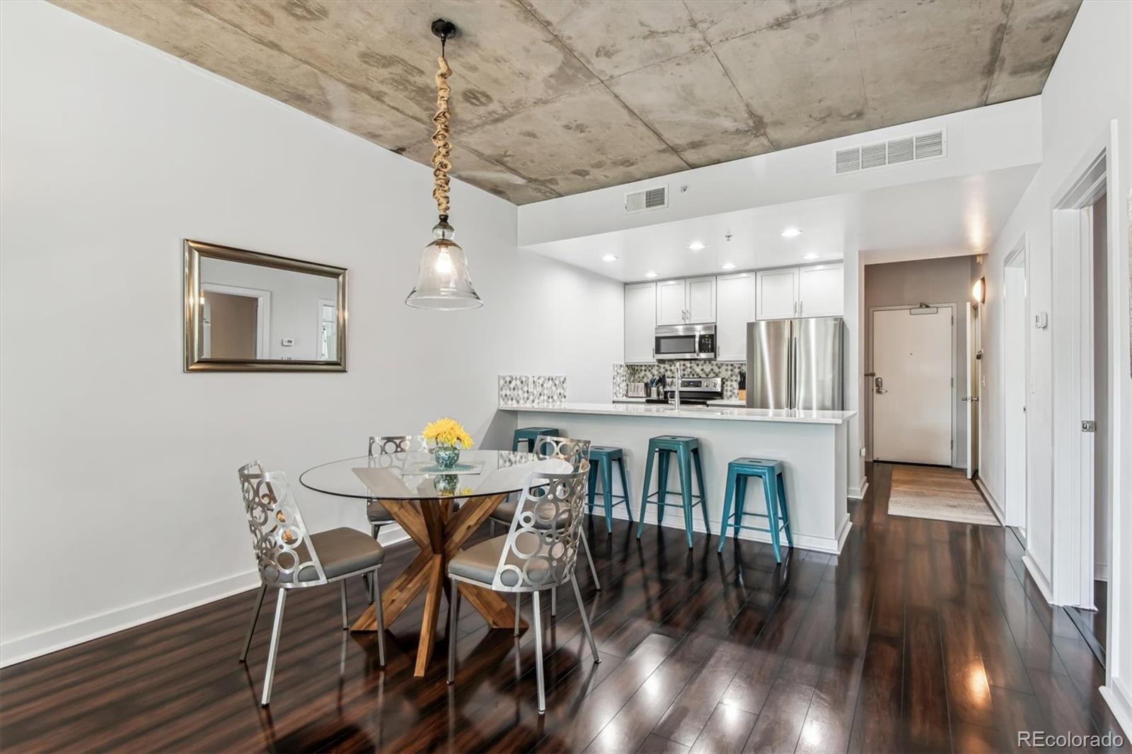 MLS Image #8 for 275 s harrison street 208,denver, Colorado