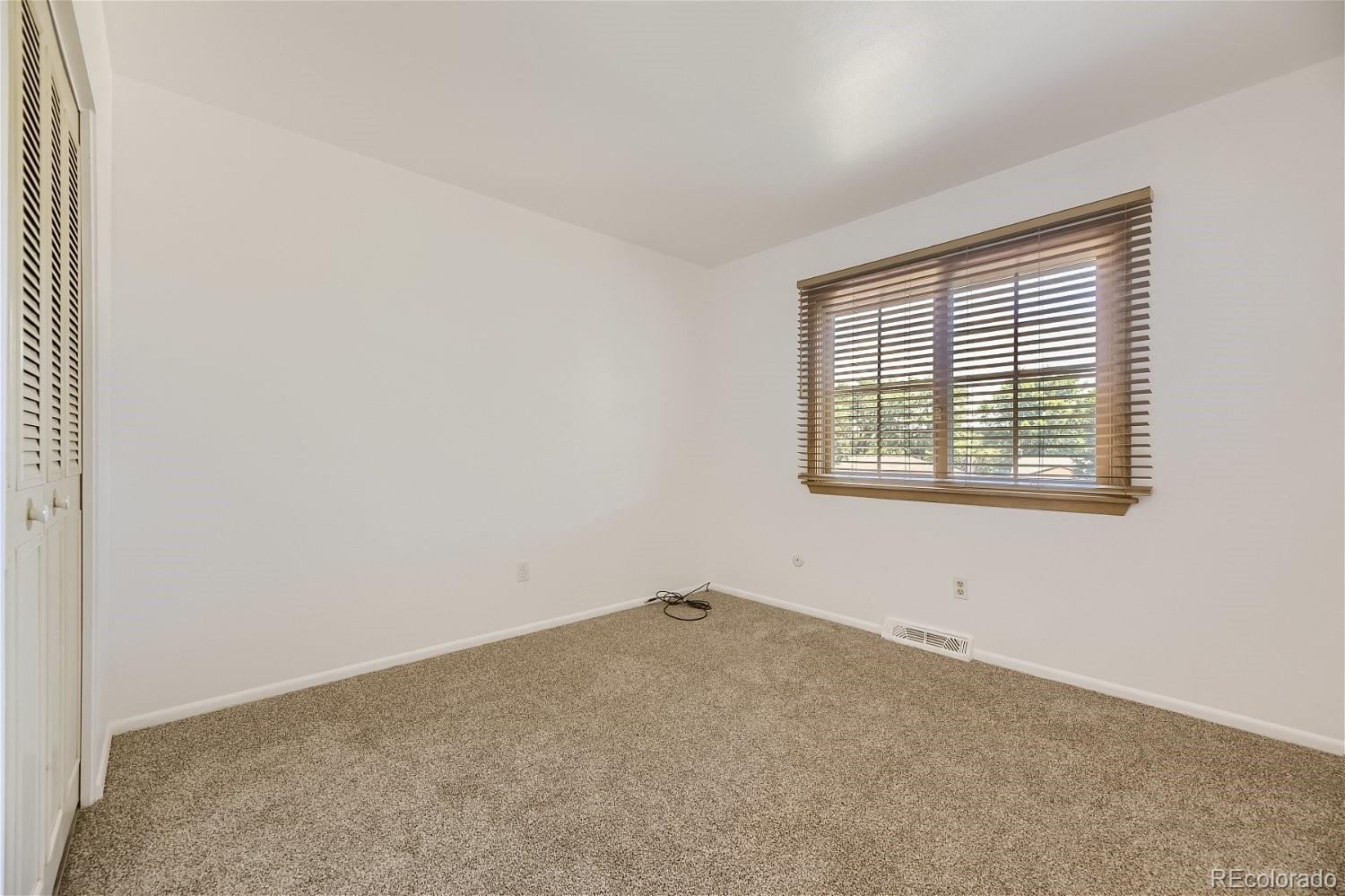 MLS Image #15 for 4142 s verbena street,denver, Colorado