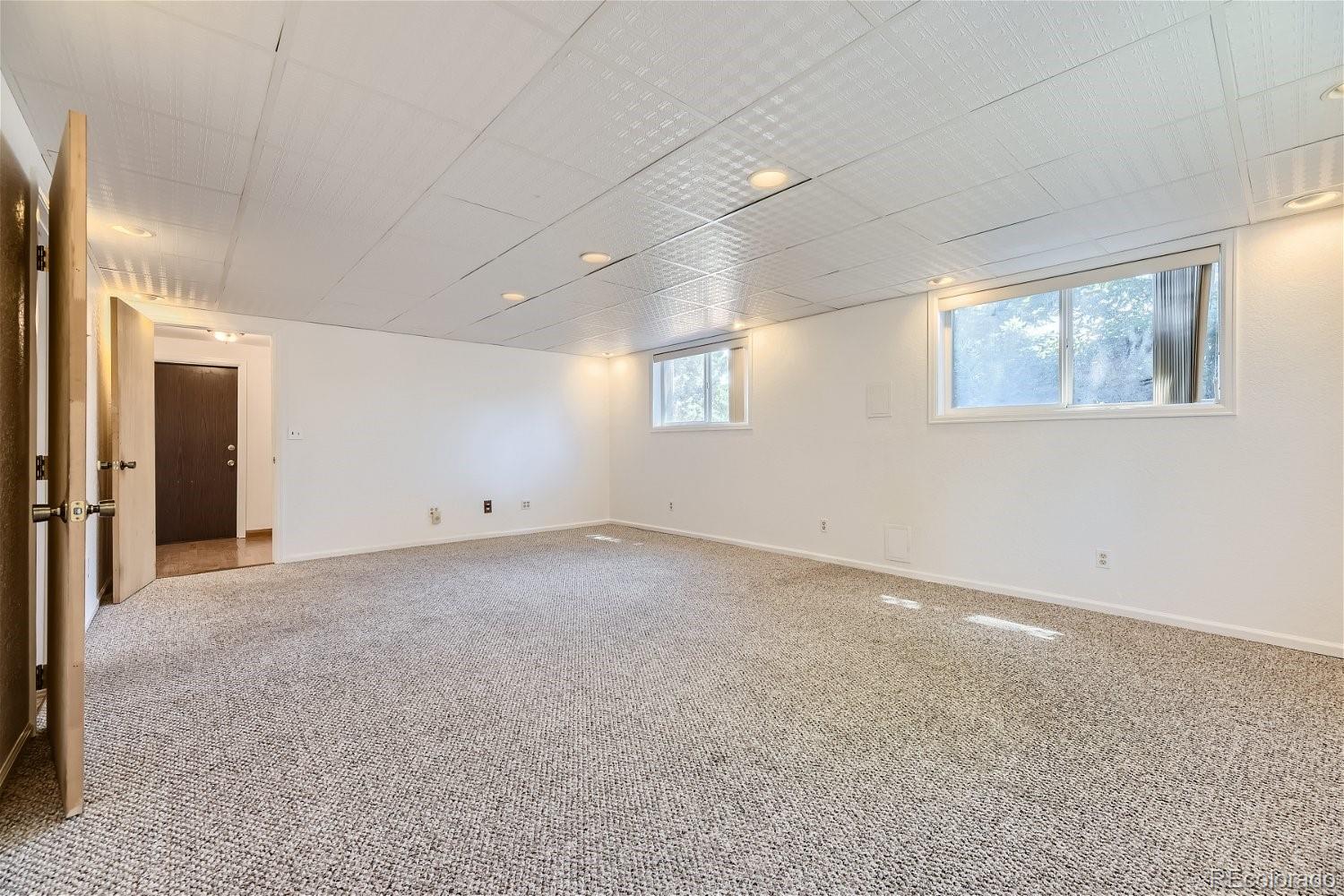 MLS Image #19 for 4142 s verbena street,denver, Colorado