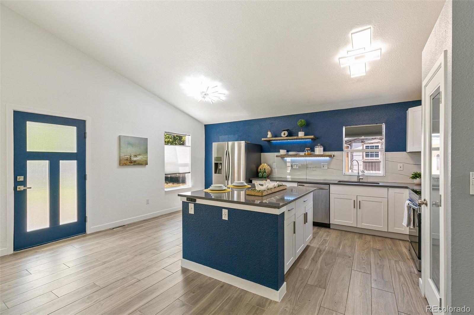 MLS Image #8 for 5070  lincoln street,denver, Colorado