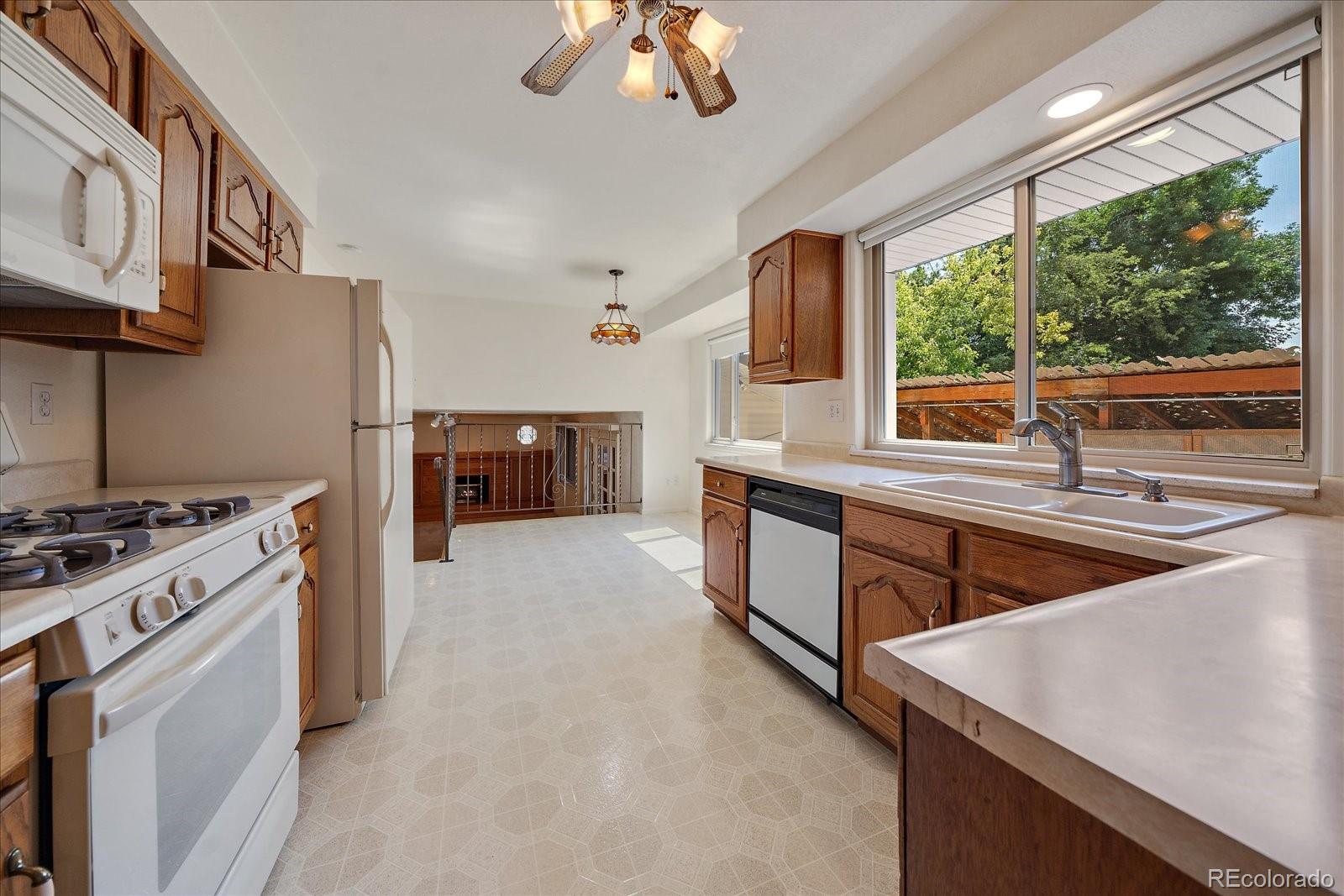 MLS Image #9 for 6527 s ammons court,littleton, Colorado