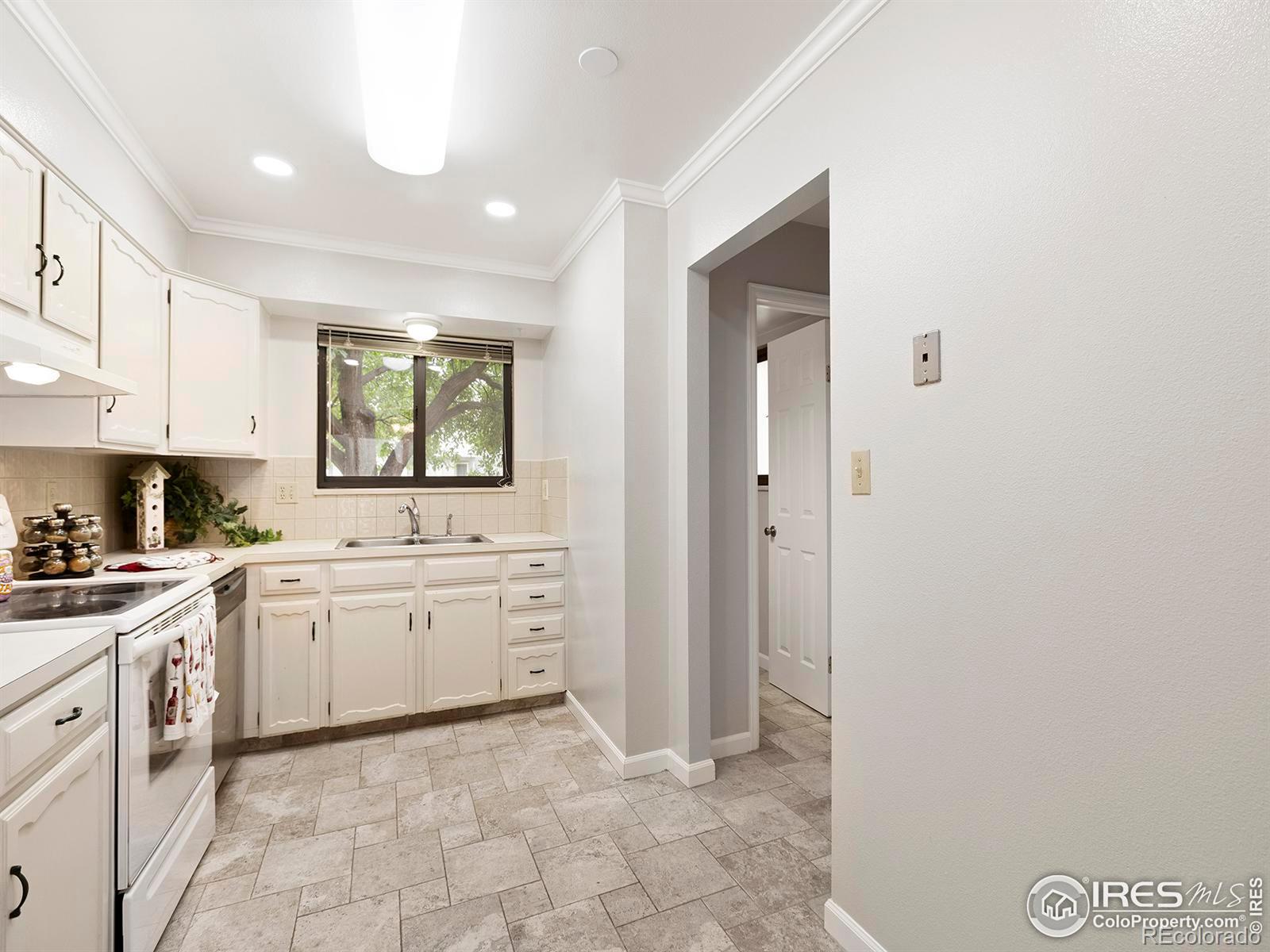 MLS Image #17 for 3104  sail place,fort collins, Colorado