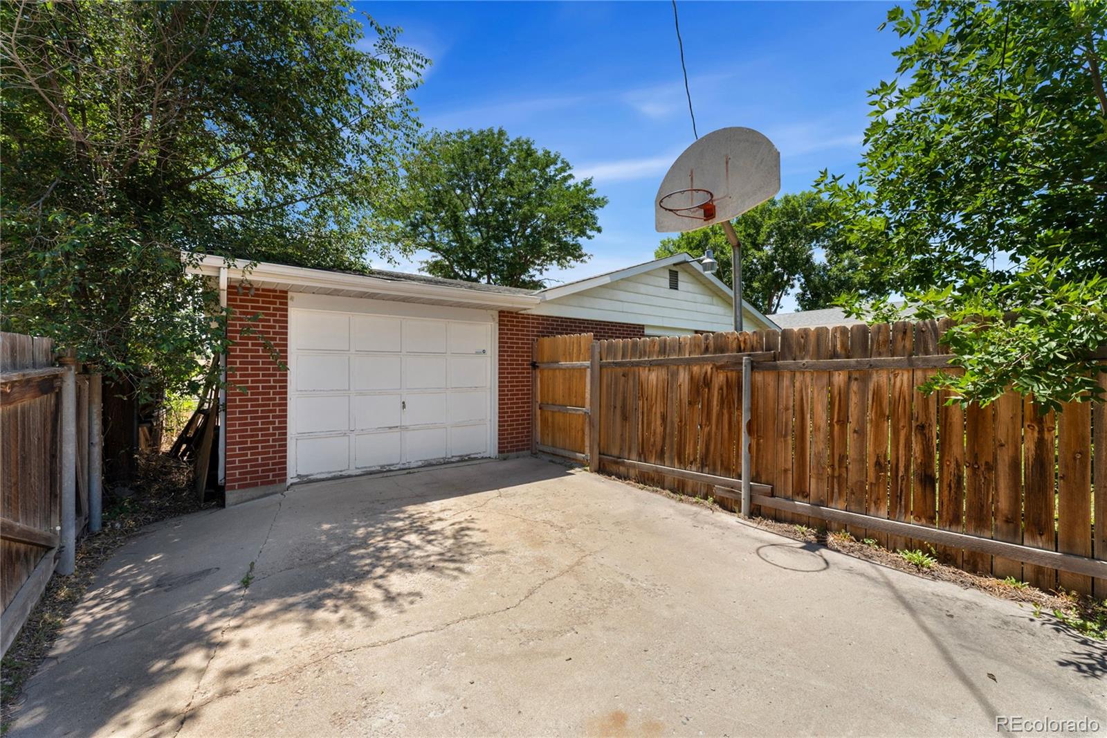 MLS Image #14 for 4660 s pennsylvania street,englewood, Colorado