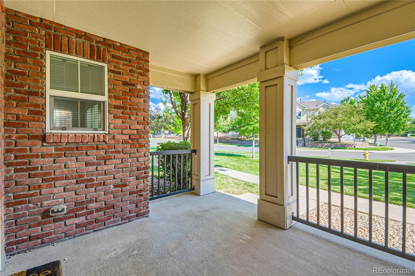 MLS Image #3 for 17231 e arizona place,aurora, Colorado