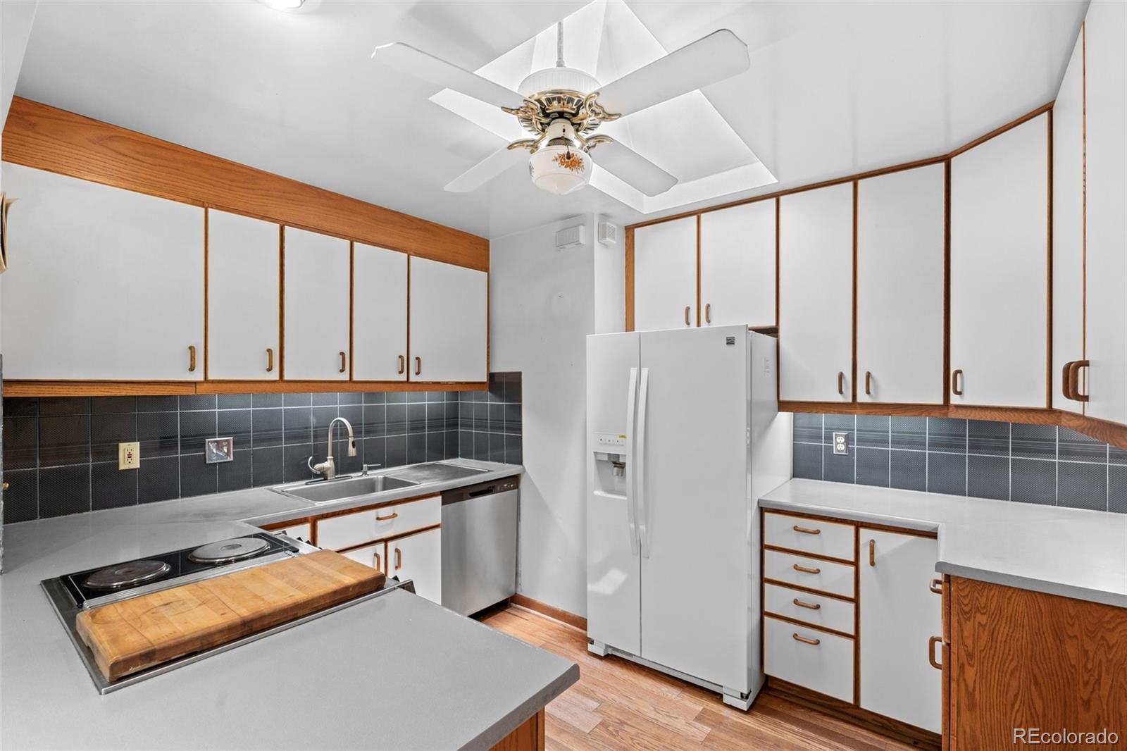 MLS Image #10 for 1491 s locust street,denver, Colorado