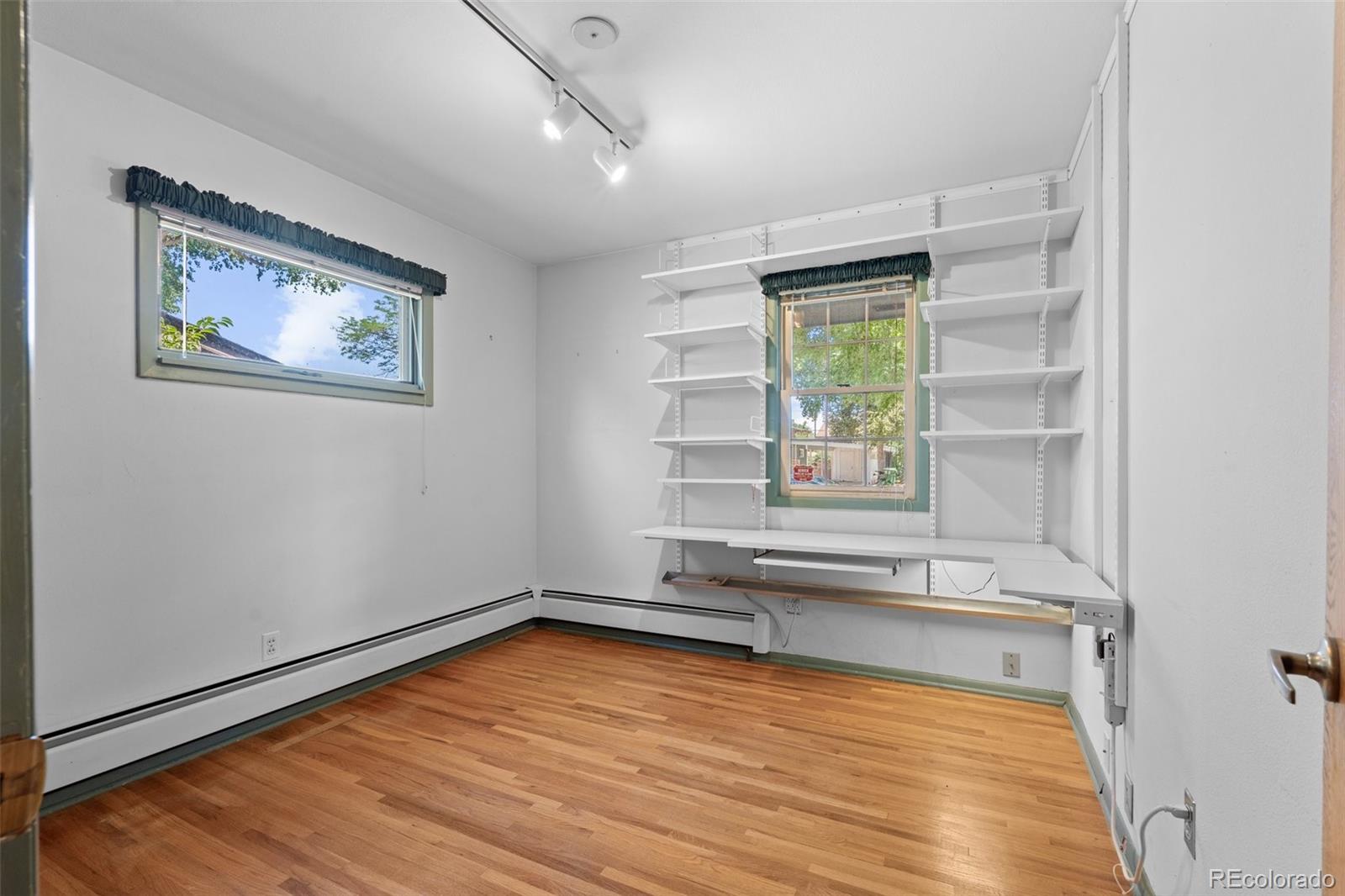 MLS Image #18 for 1491 s locust street,denver, Colorado