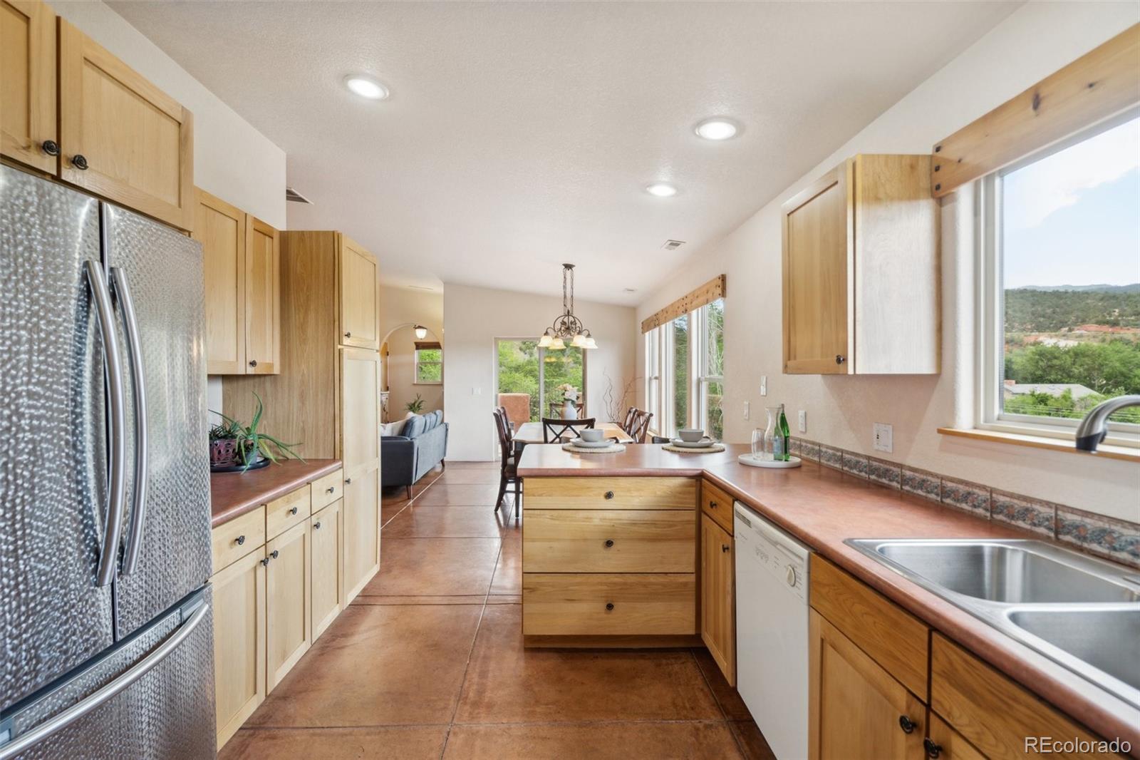 MLS Image #25 for 28  taos place,manitou springs, Colorado