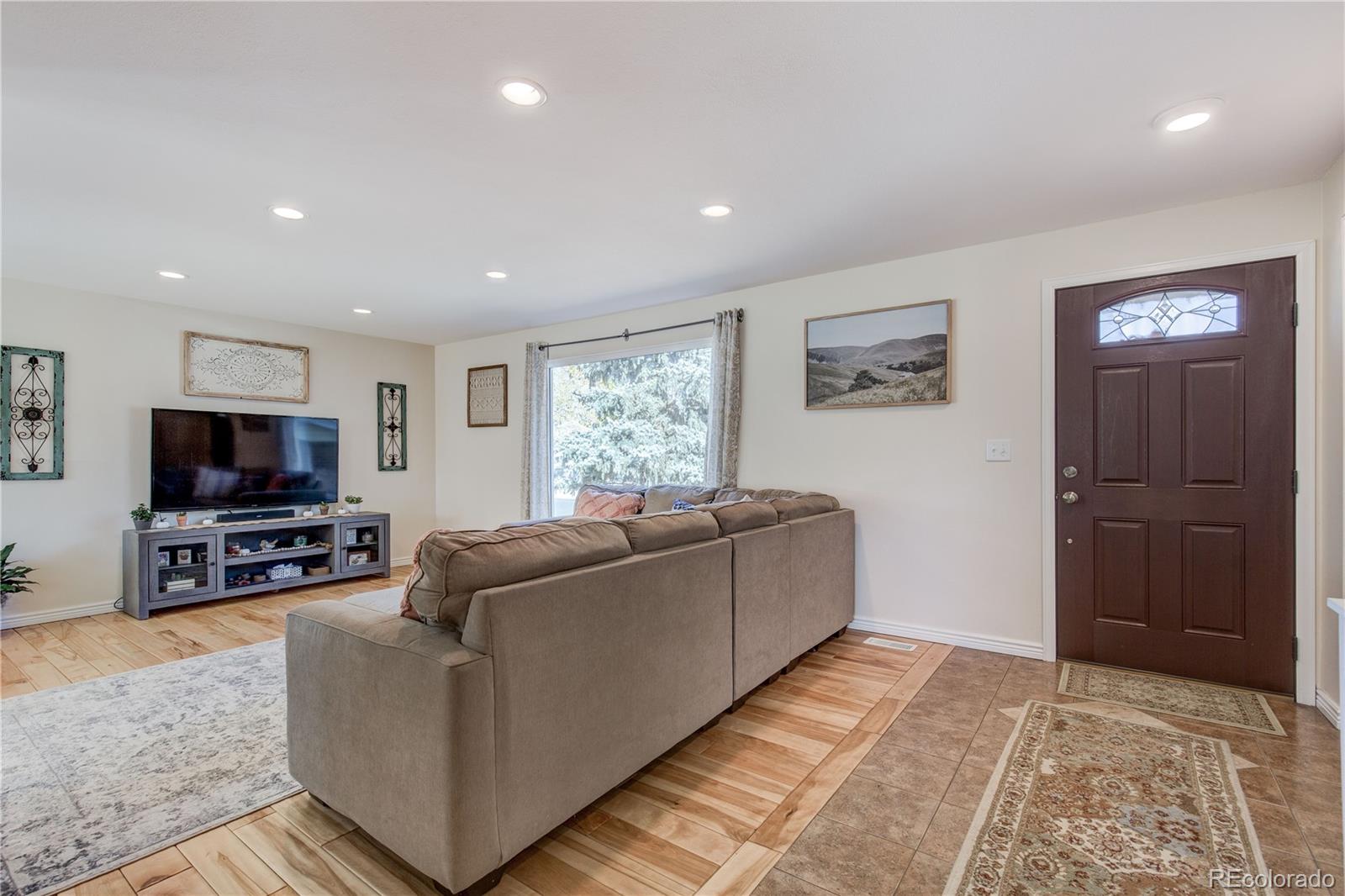 MLS Image #3 for 4959 s hoyt street,littleton, Colorado