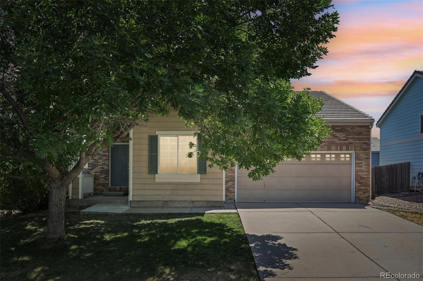 MLS Image #0 for 2452 s genoa way,aurora, Colorado