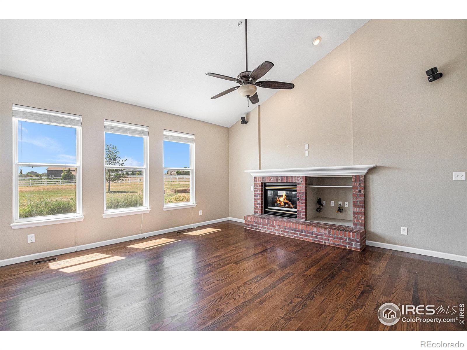 MLS Image #4 for 8153 e 157th court,thornton, Colorado