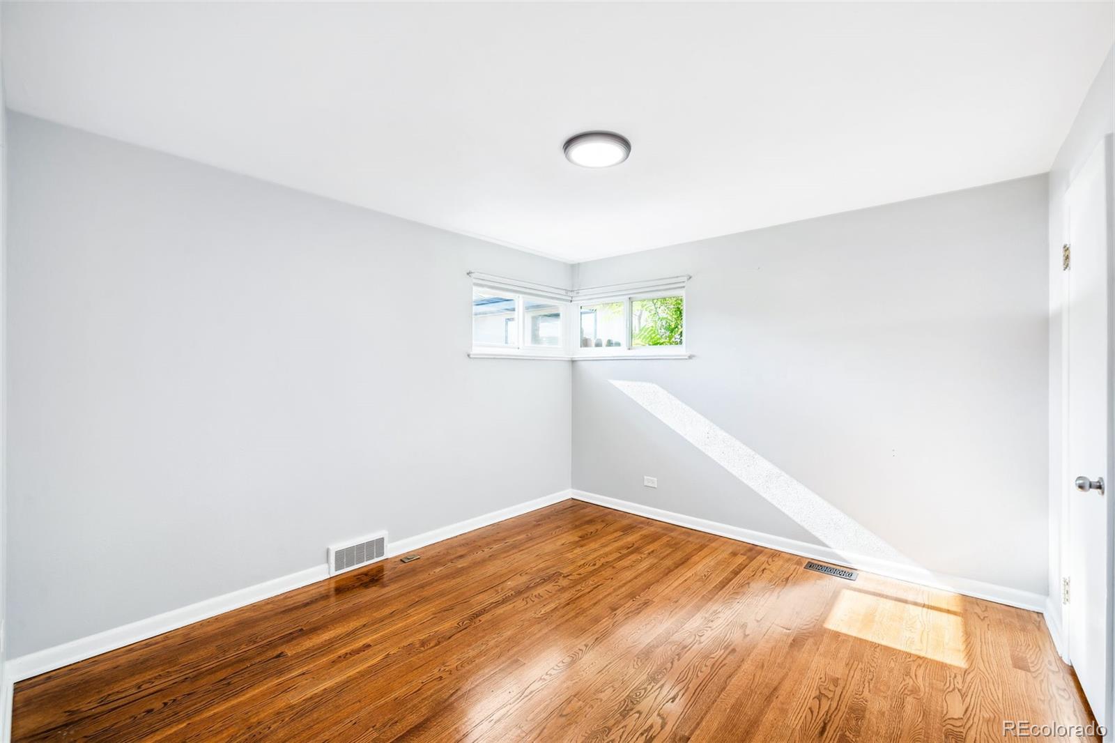 MLS Image #8 for 230 s hudson street,denver, Colorado