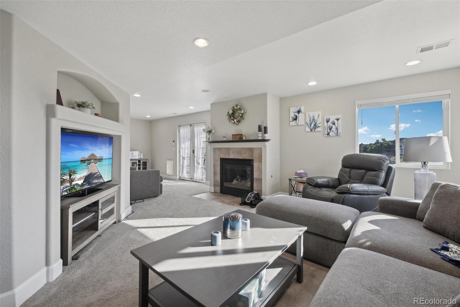 MLS Image #25 for 10345  hazel court,littleton, Colorado