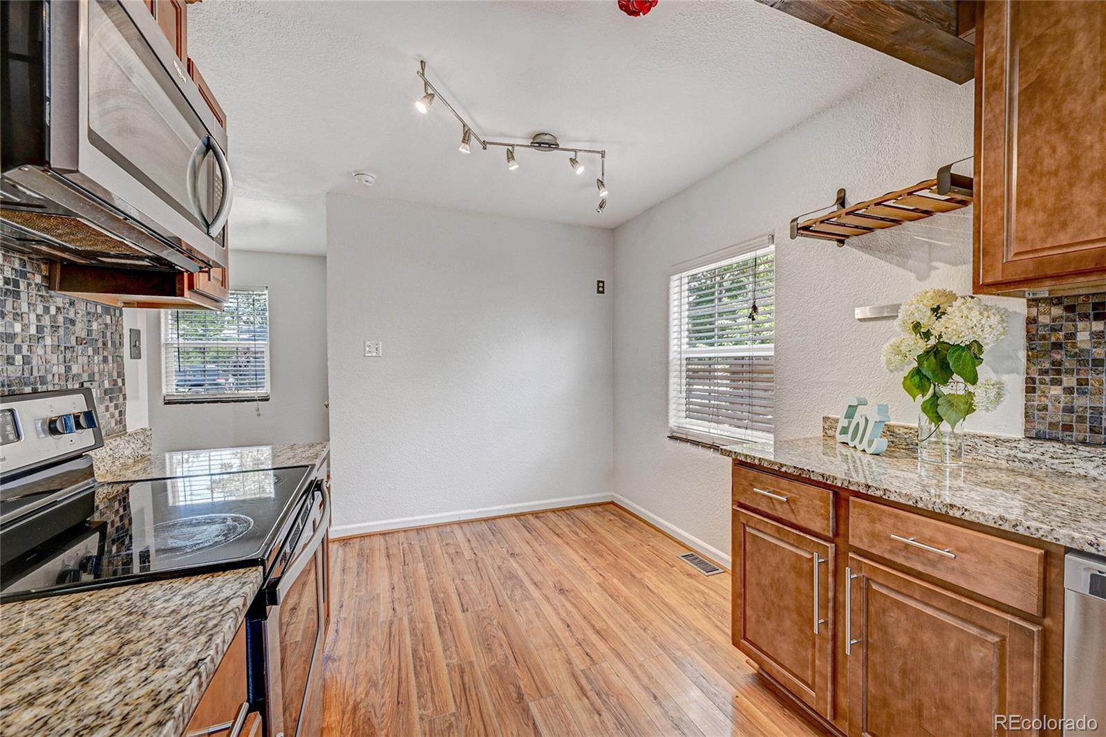 MLS Image #7 for 1820 w stoll place,denver, Colorado