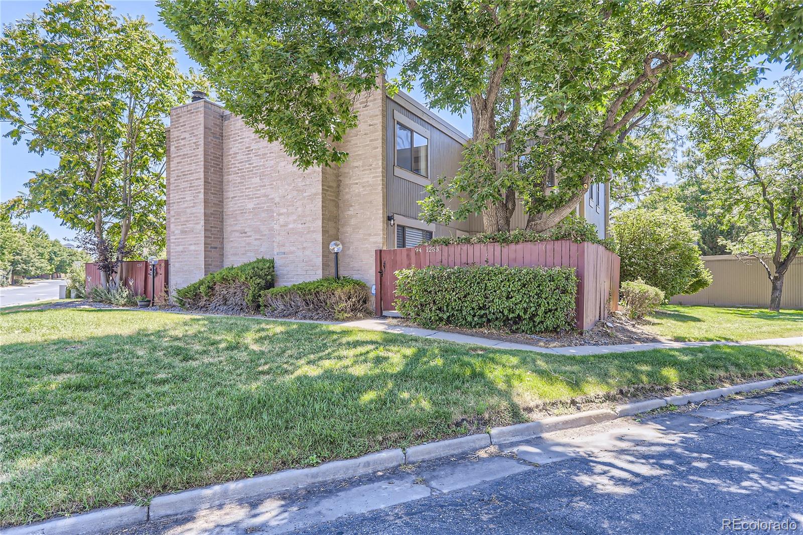 CMA Image for 1253 S Yosemite Way,Denver, Colorado