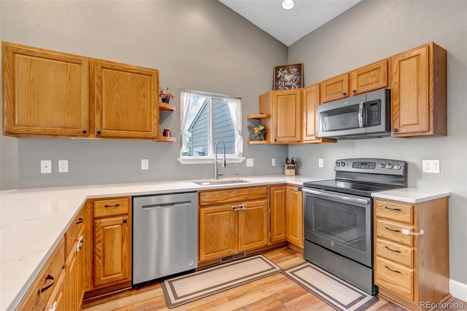 MLS Image #11 for 55453 e apache place,strasburg, Colorado