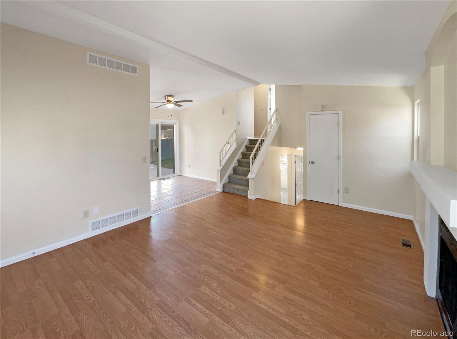 MLS Image #3 for 4815 s pagosa circle,aurora, Colorado