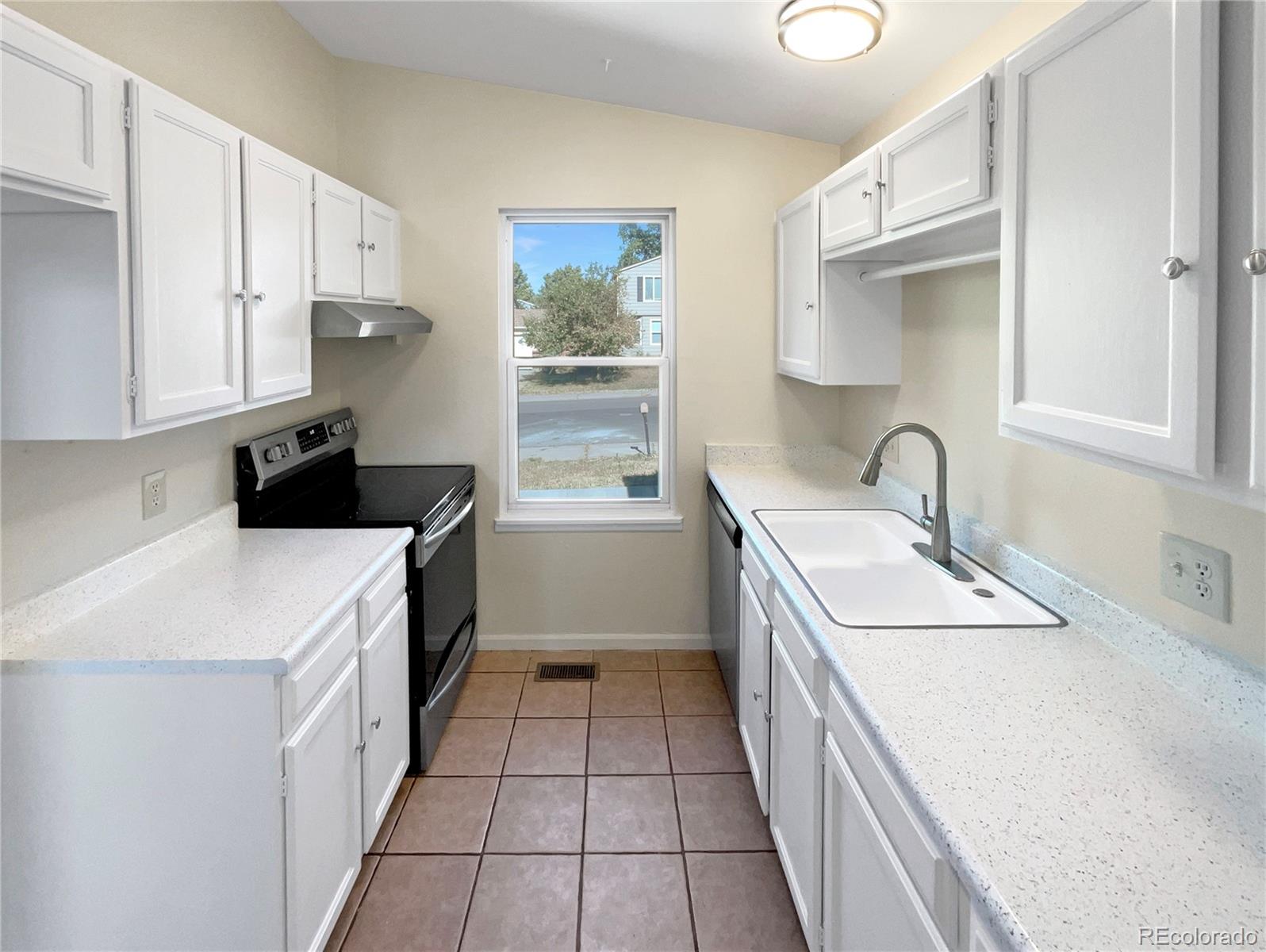 MLS Image #8 for 4815 s pagosa circle,aurora, Colorado