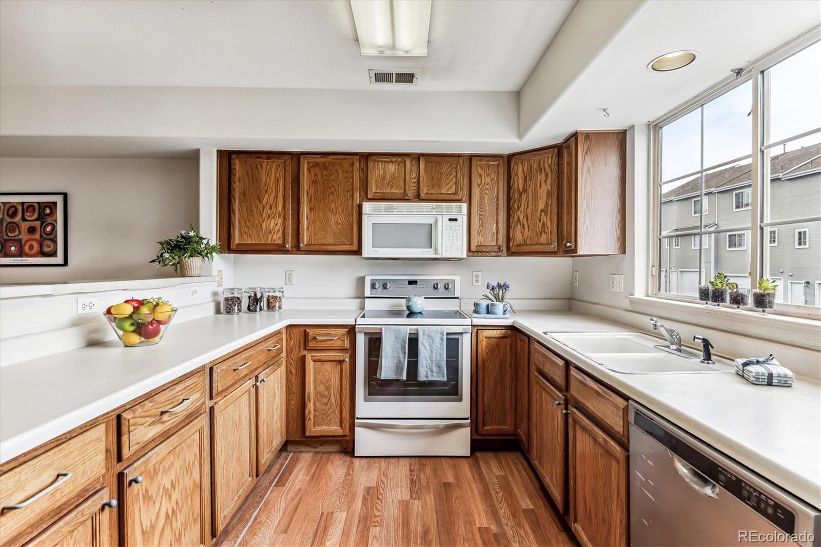 MLS Image #5 for 8199  welby road,denver, Colorado