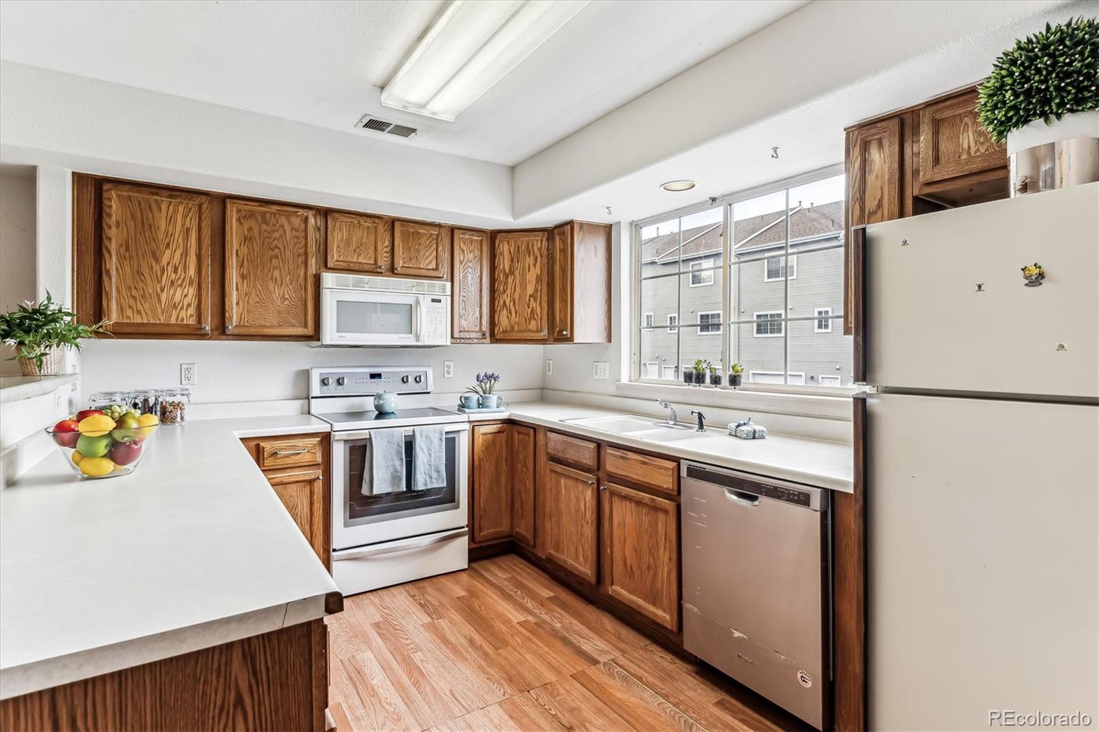 MLS Image #6 for 8199  welby road,denver, Colorado