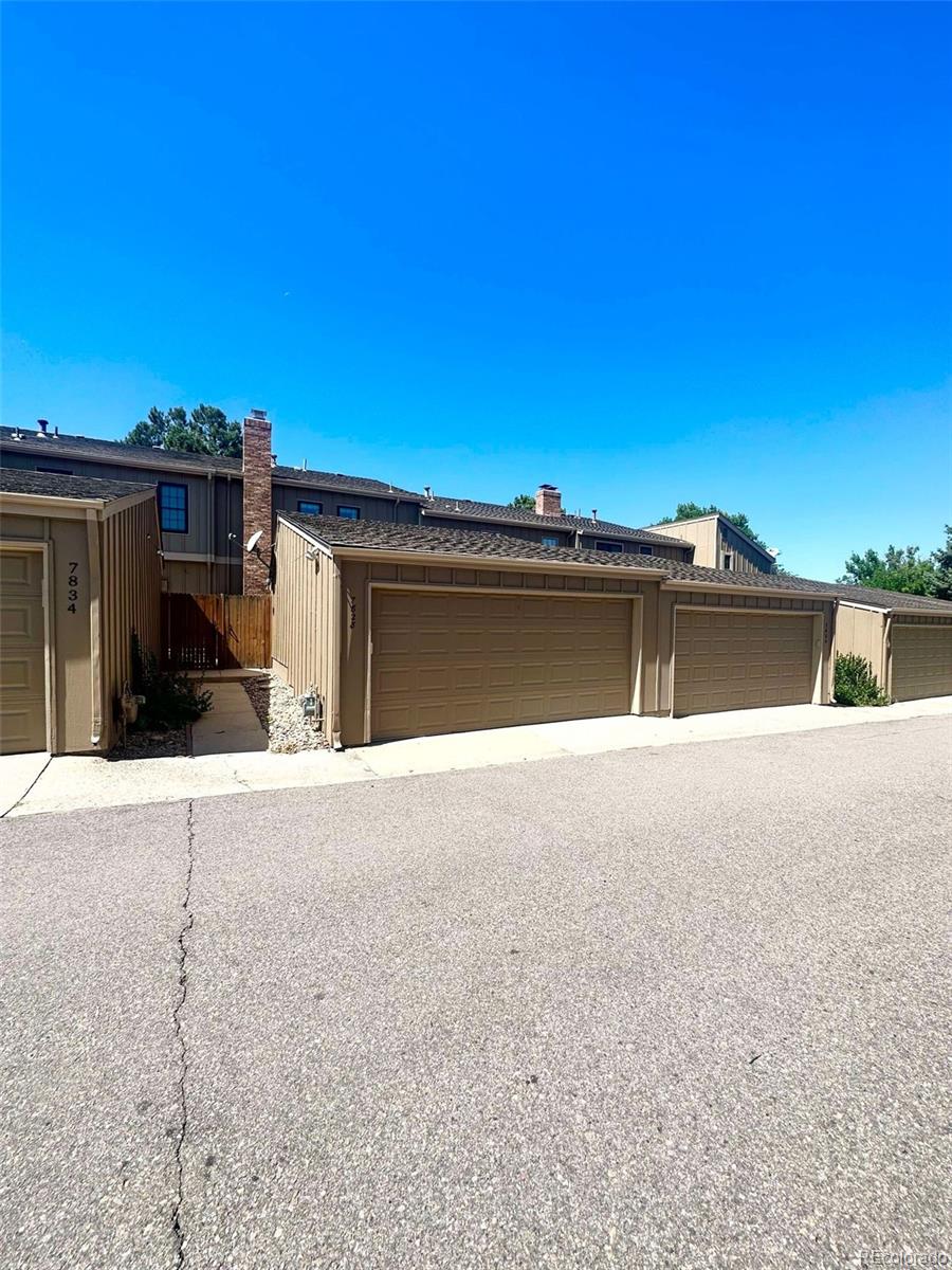 MLS Image #14 for 7828 e phillips circle,centennial, Colorado