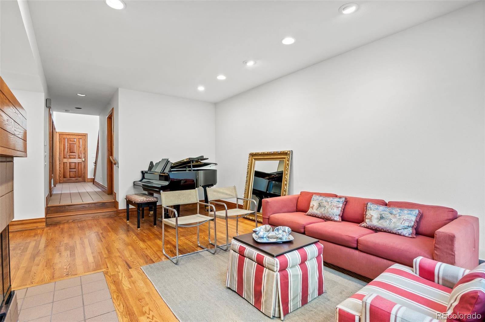 MLS Image #10 for 434  clayton street,denver, Colorado