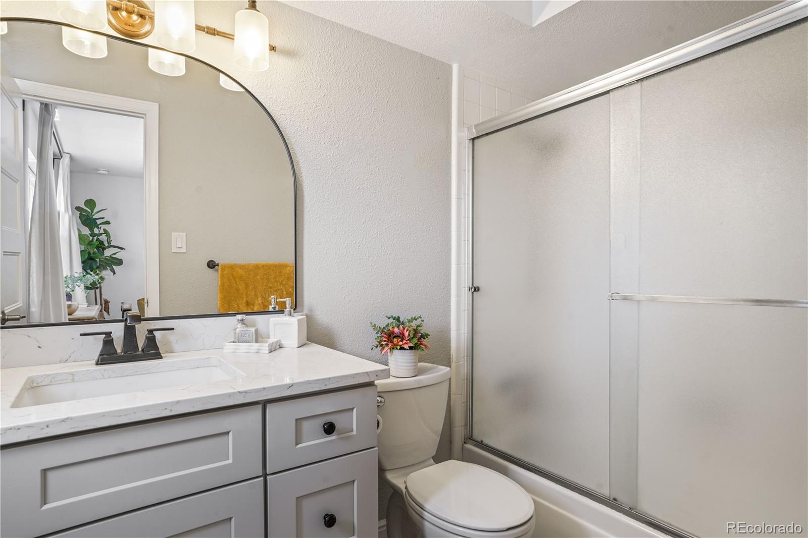 MLS Image #13 for 3825 s monaco parkway 126,denver, Colorado