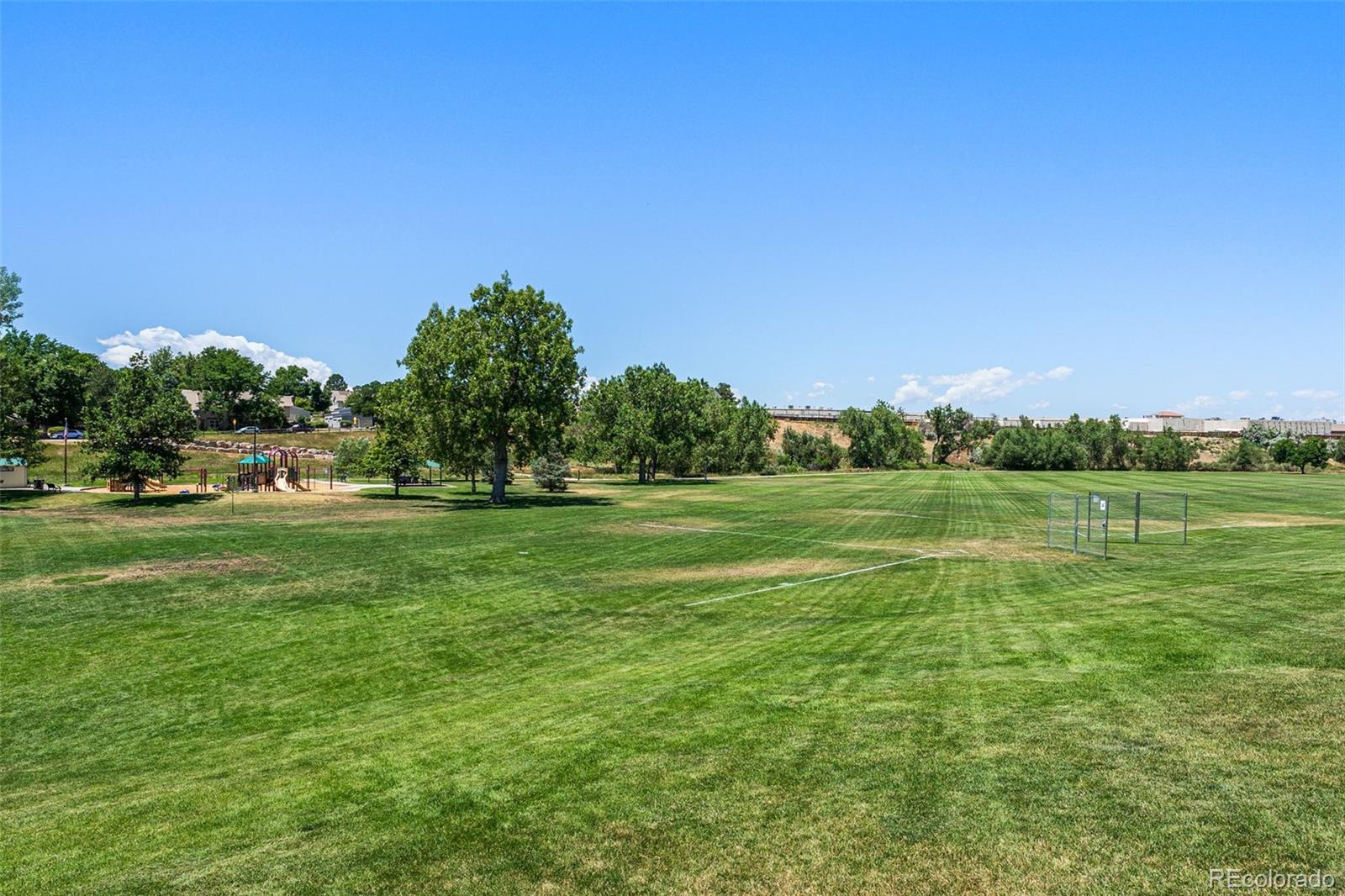 MLS Image #41 for 6928 s columbine way,centennial, Colorado