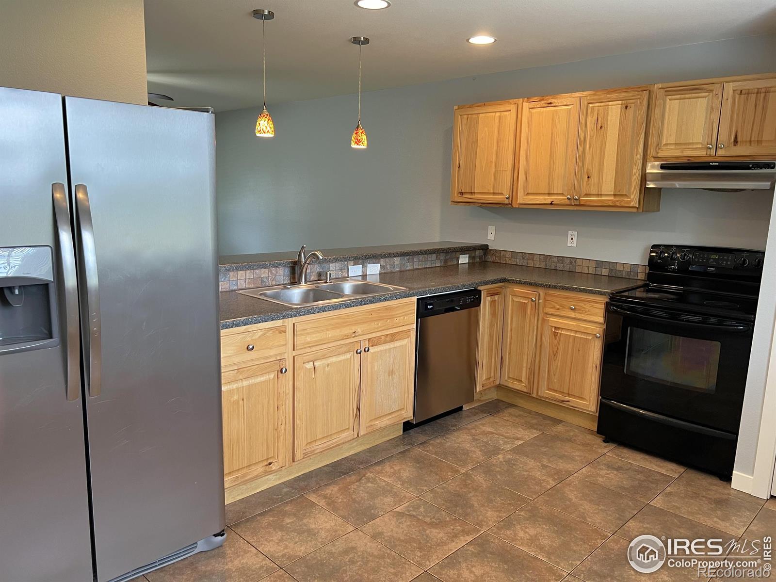 MLS Image #7 for 1054 s coffman street,longmont, Colorado