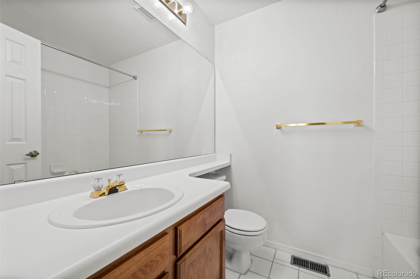 MLS Image #15 for 9127 w cedar drive f,lakewood, Colorado