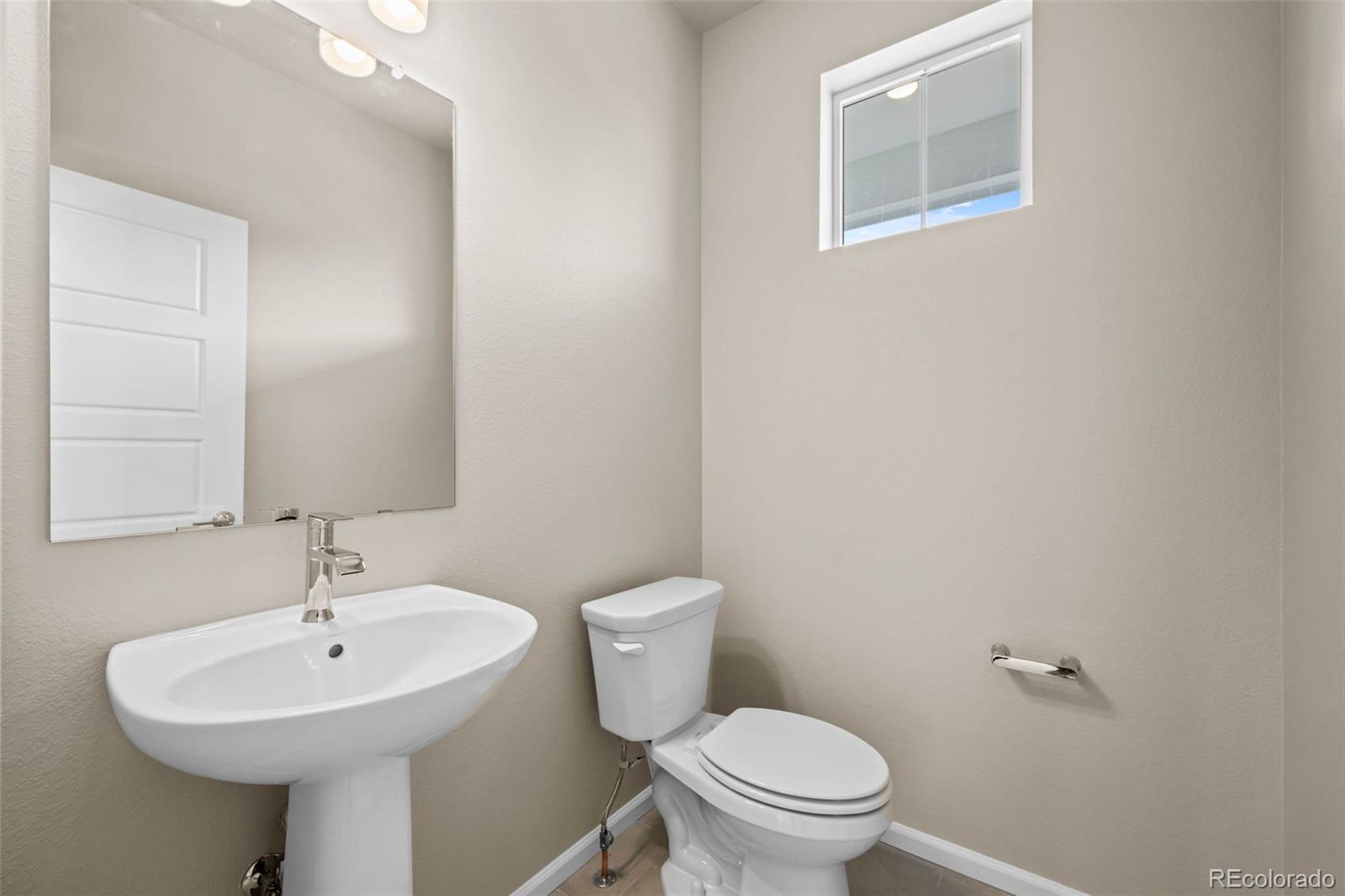 MLS Image #26 for 21239 e 62nd avenue,aurora, Colorado