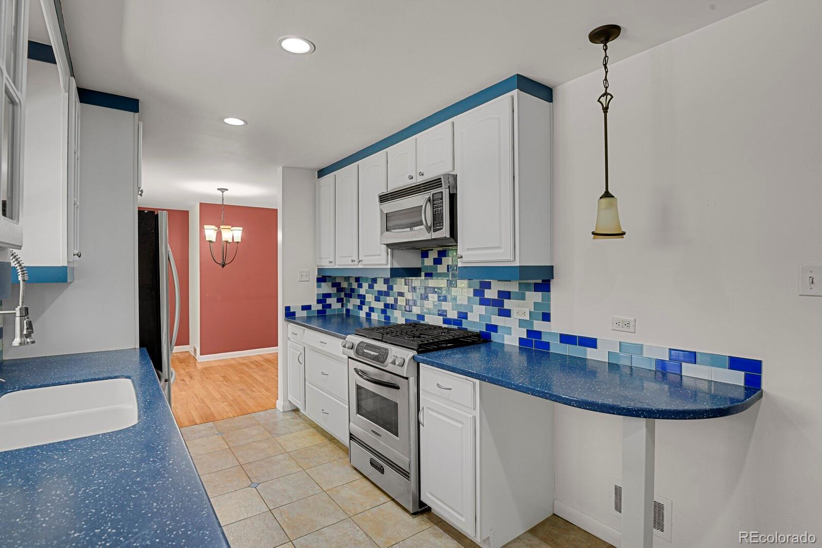 MLS Image #15 for 200 s hudson street,denver, Colorado