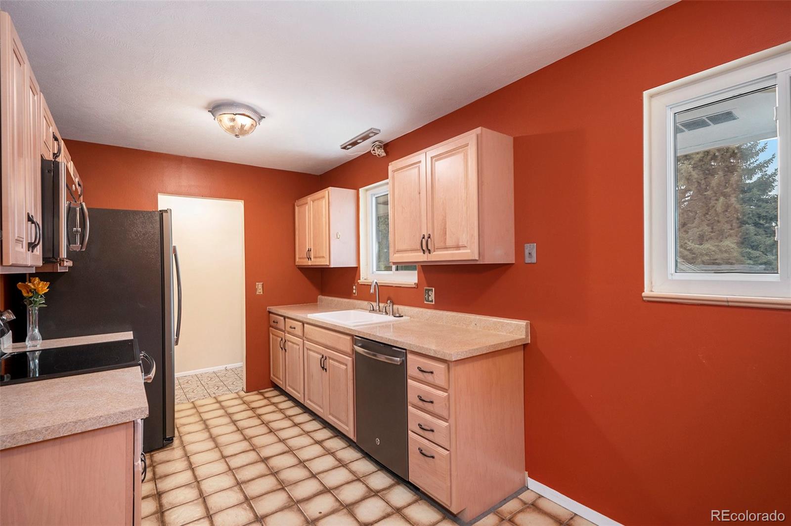 MLS Image #9 for 2363 e long avenue,centennial, Colorado