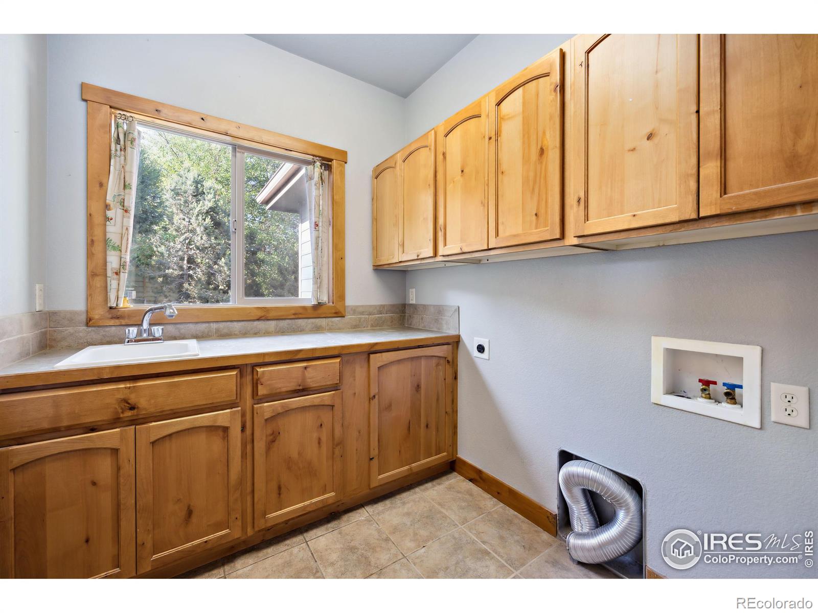 MLS Image #22 for 1039  hessen drive,fort collins, Colorado