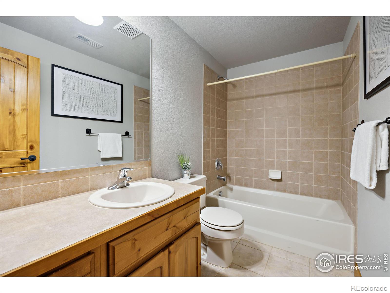 MLS Image #27 for 1039  hessen drive,fort collins, Colorado