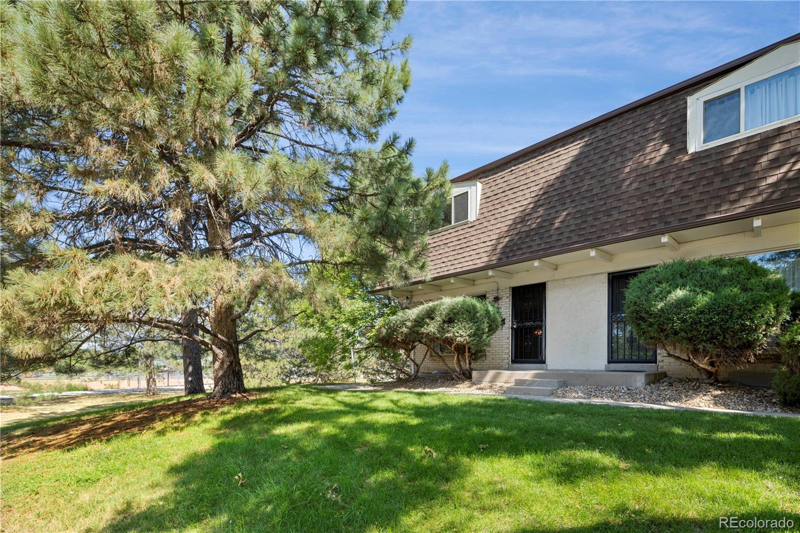 MLS Image #4 for 1257 s monaco parkway,denver, Colorado