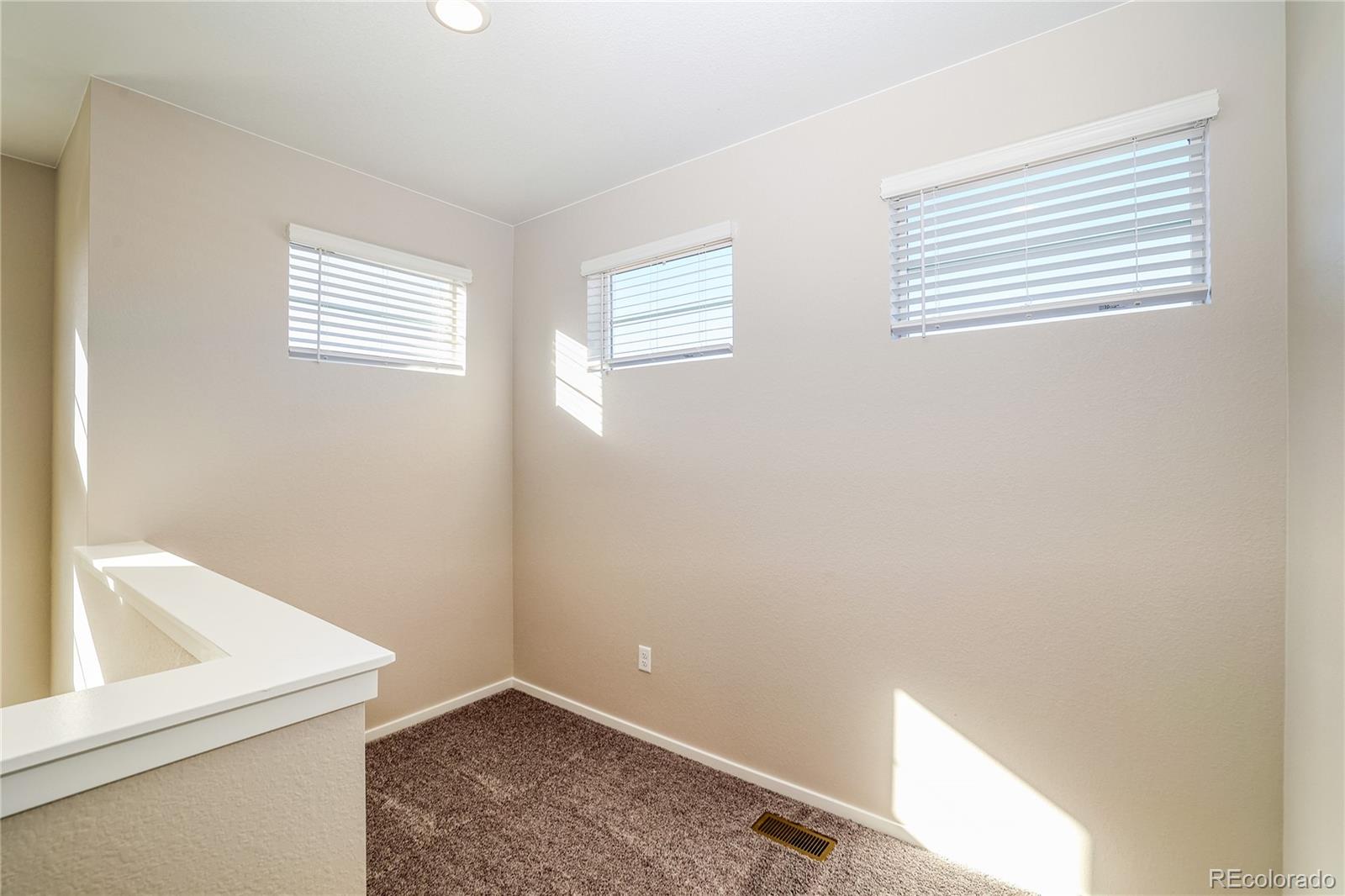 MLS Image #12 for 23910 e 41st avenue,aurora, Colorado