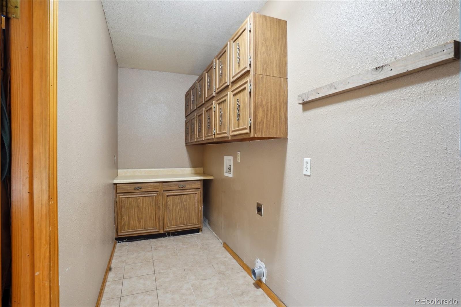 MLS Image #31 for 304  iris drive,fountain, Colorado