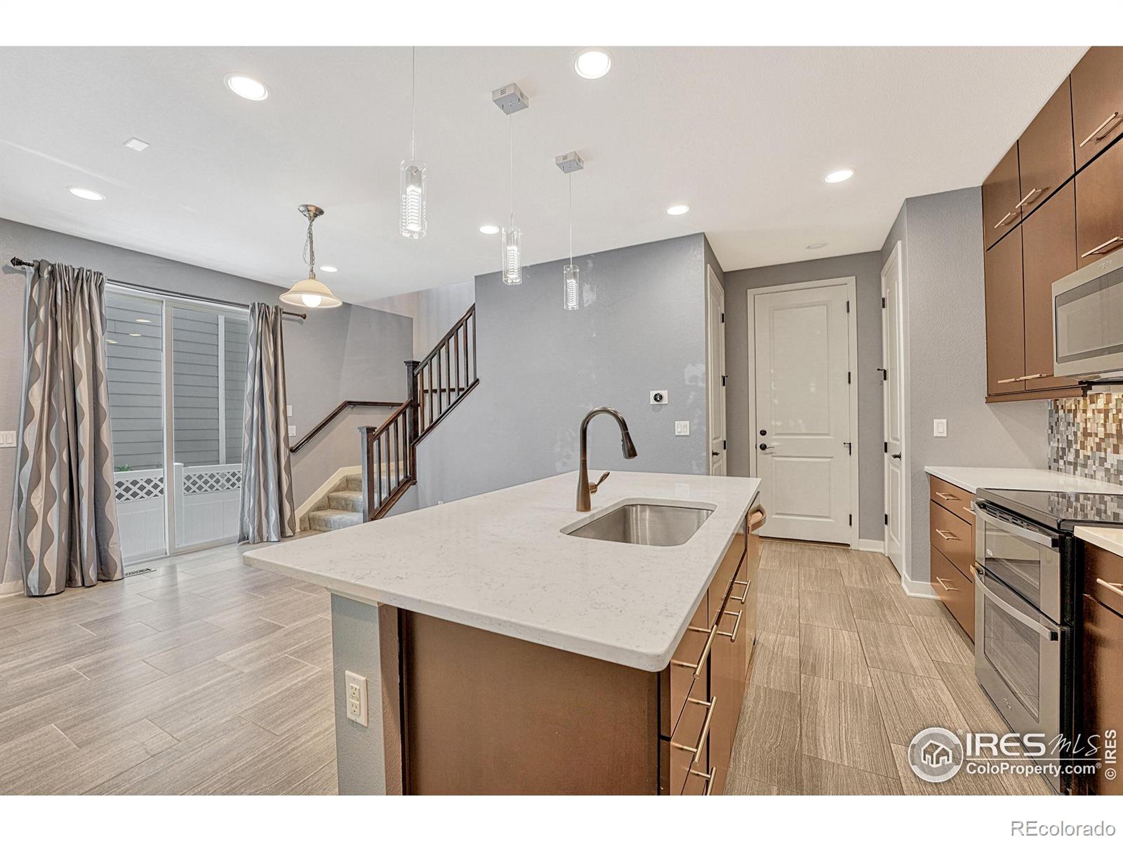 MLS Image #12 for 11346  destination drive,broomfield, Colorado