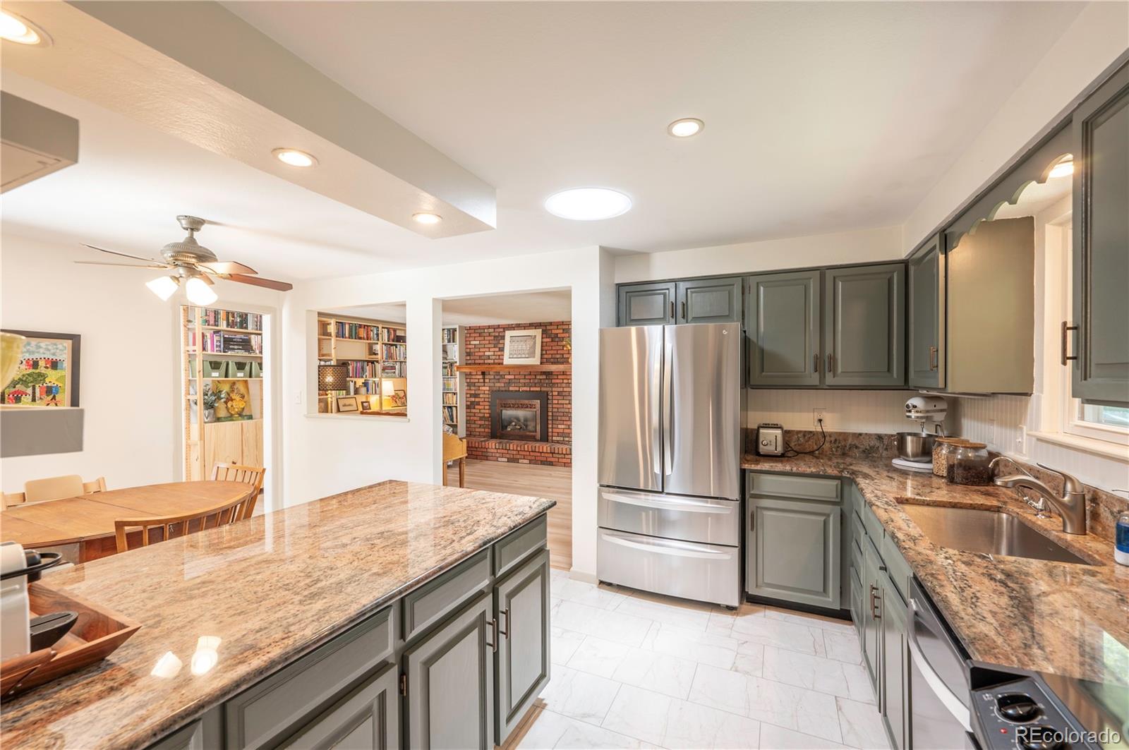 MLS Image #6 for 1517  ithaca court,longmont, Colorado