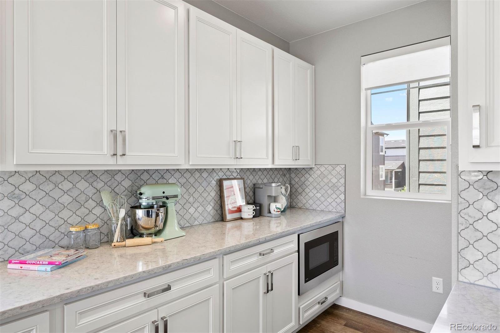 MLS Image #12 for 9008  southurst street,highlands ranch, Colorado