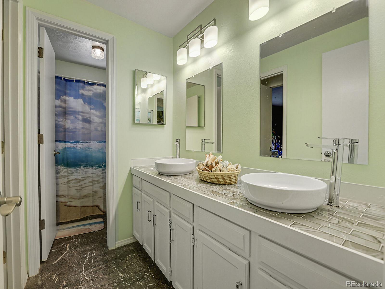 MLS Image #13 for 6005 s jamaica way,englewood, Colorado