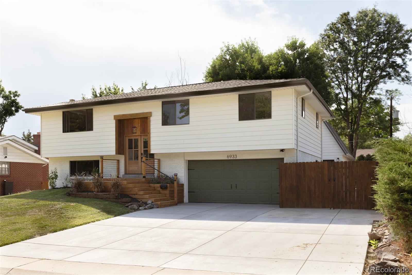 MLS Image #1 for 6933  oak way,arvada, Colorado