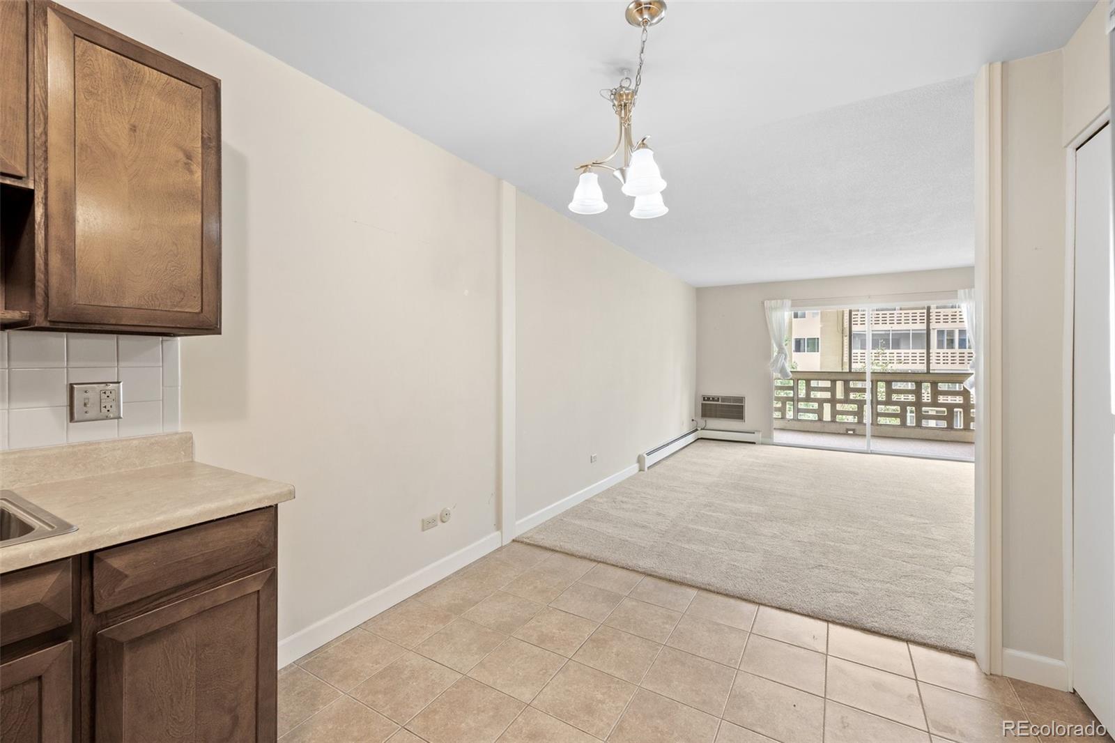 MLS Image #13 for 645 s alton way,denver, Colorado