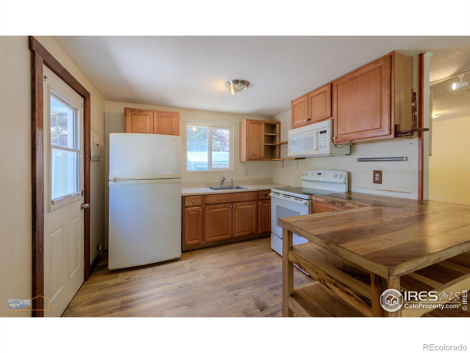 MLS Image #16 for 22251 s saint vrain drive,lyons, Colorado