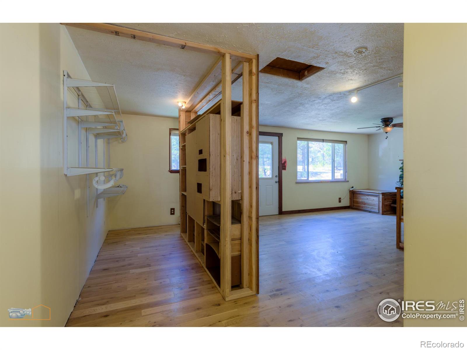 MLS Image #27 for 22251 s saint vrain drive,lyons, Colorado